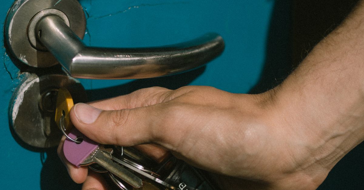 How to Prevent Unauthorized Access to Your Safe