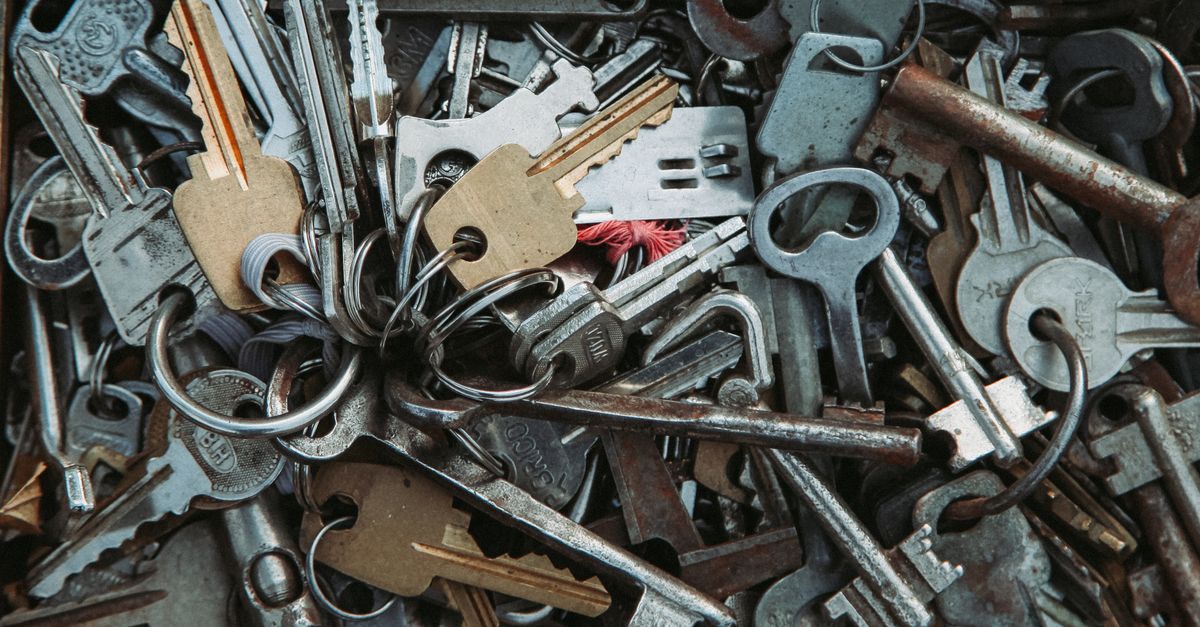 Precision Techniques in Key Cutting for Residential Properties